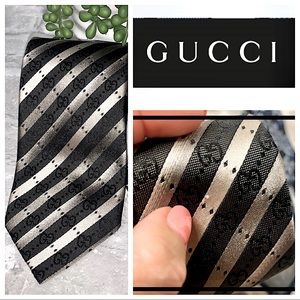 Gucci Striped Black/Gray tie with Interlocking G